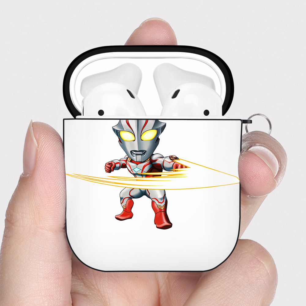 （画像用） ウルトラマン Ultraman AirPods 第2世代保護ケース ハードシェル ブラック 耐衝撃・防指紋・カラビナ付き