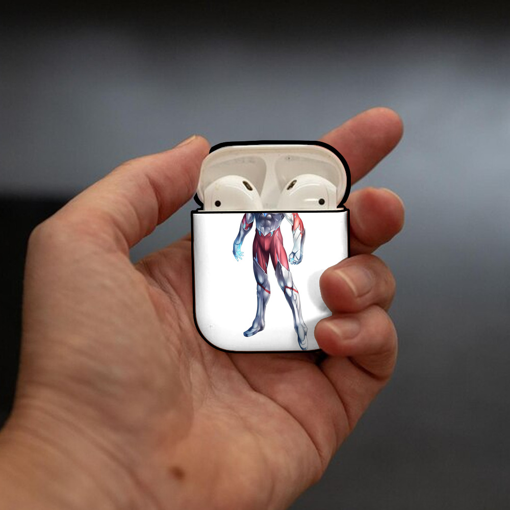 ウルトラマン Ultraman AirPods 第2世代保護ケース ハードシェル ブラック 耐衝撃・防指紋・カラビナ付き