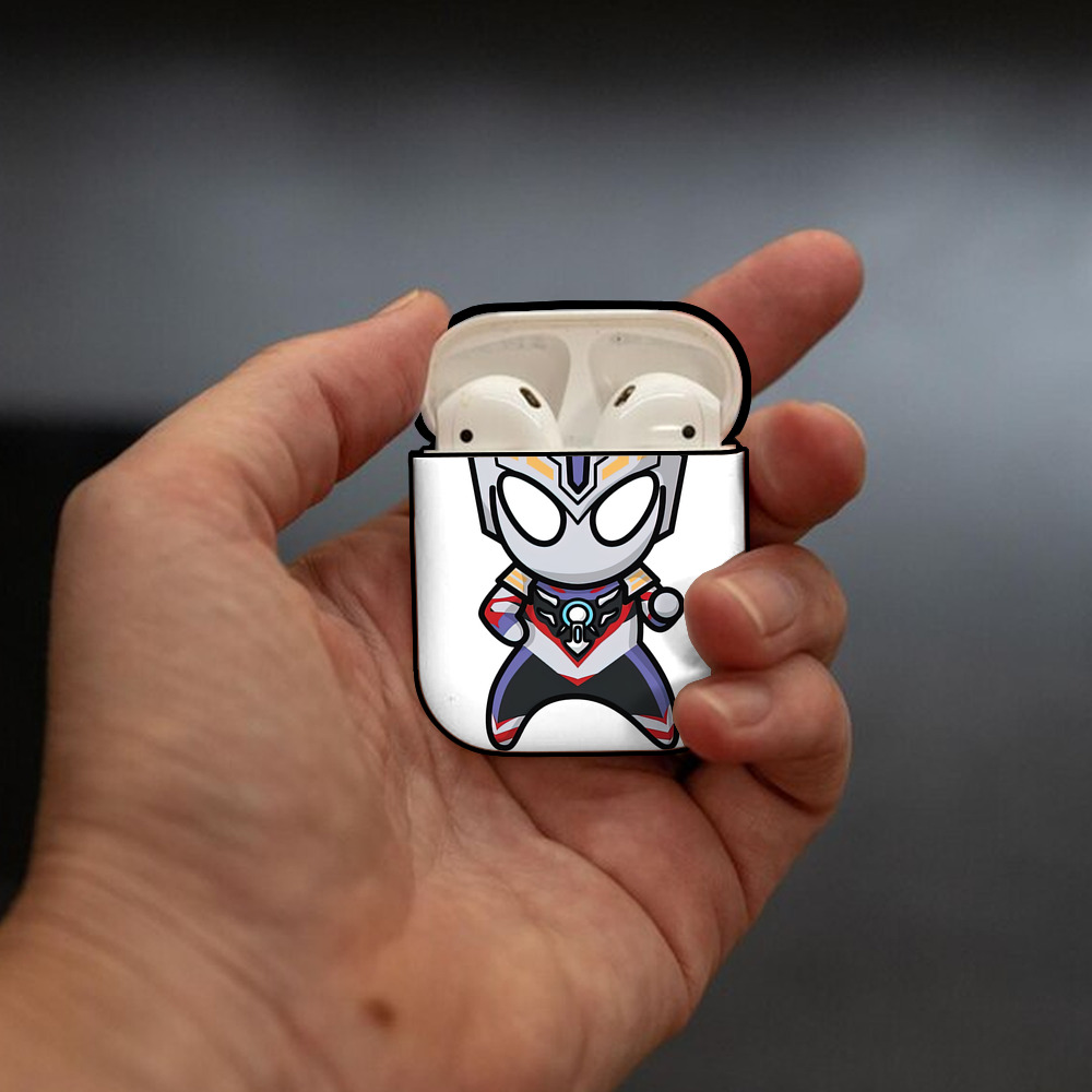 ウルトラマン Ultraman AirPods 第2世代保護ケース ハードシェル ブラック 耐衝撃・防指紋・カラビナ付き