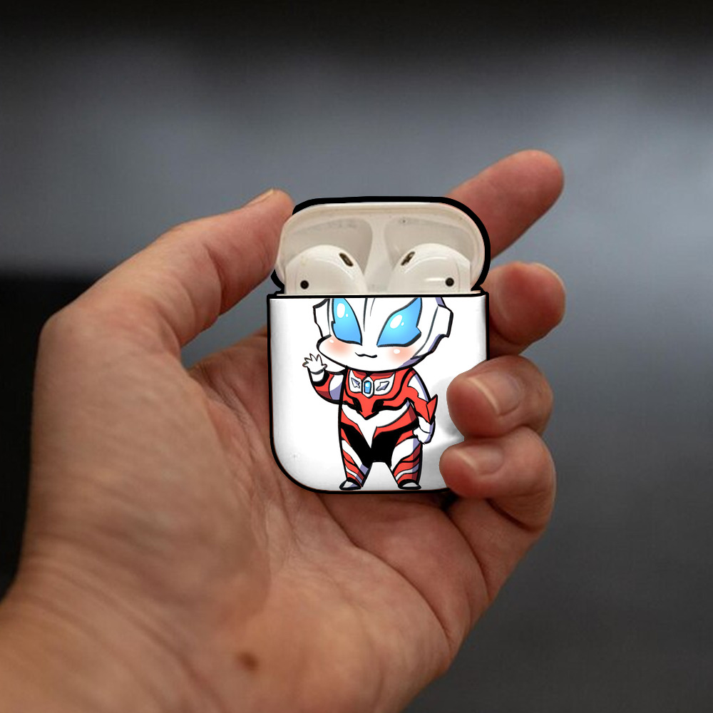 ウルトラマン Ultraman AirPods 第2世代保護ケース ハードシェル ブラック 耐衝撃・防指紋・カラビナ付き