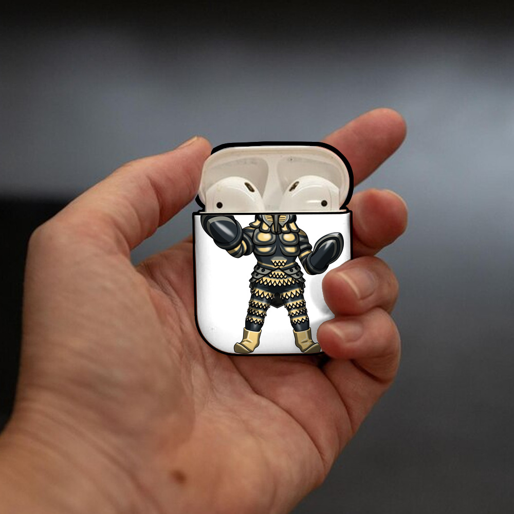 ウルトラマン Ultraman AirPods 第2世代保護ケース ハードシェル ブラック 耐衝撃・防指紋・カラビナ付き