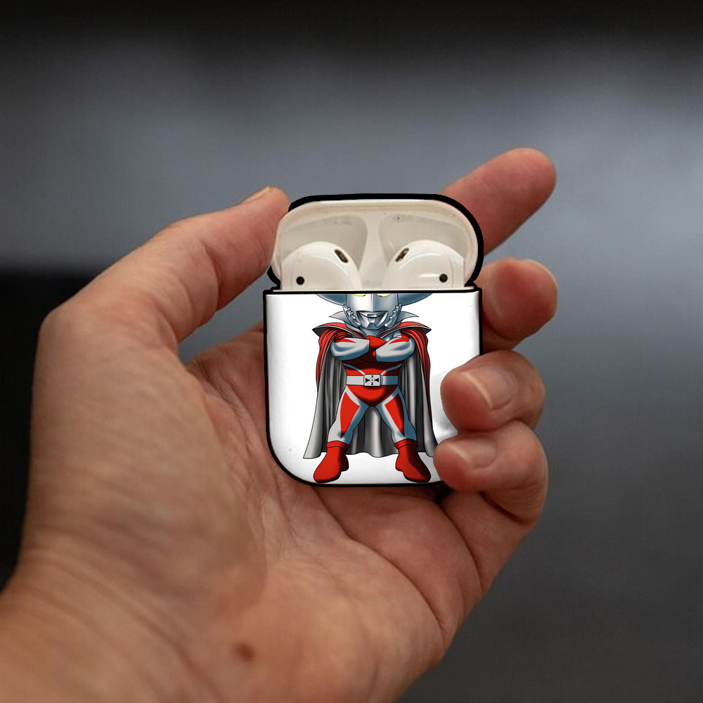 ウルトラマン Ultraman AirPods 第2世代保護ケース ハードシェル ブラック 耐衝撃・防指紋・カラビナ付き