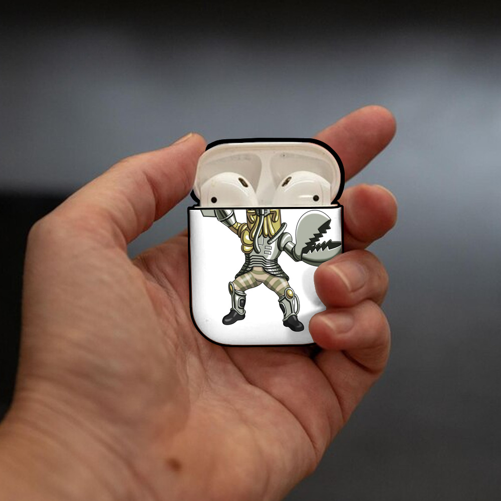 ウルトラマン Ultraman AirPods 第2世代保護ケース ハードシェル ブラック 耐衝撃・防指紋・カラビナ付き