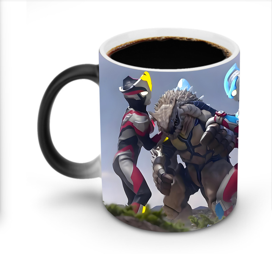 （画像用） ウルトラマン Ultraman 温度変色マグカップ