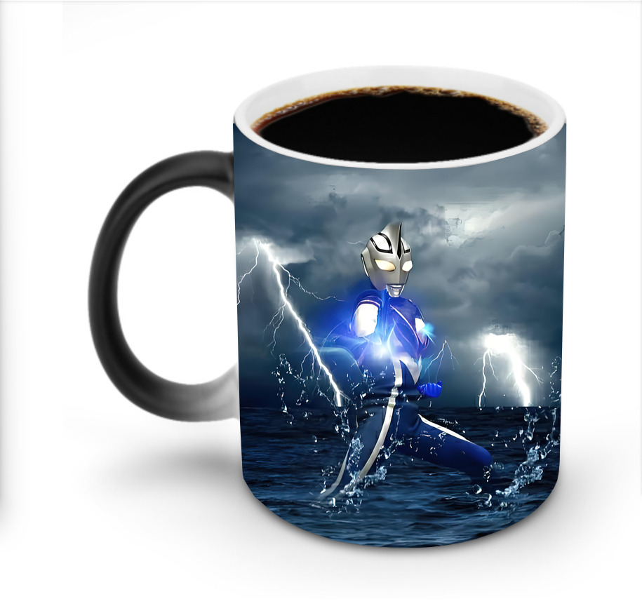 （画像用） ウルトラマン Ultraman 温度変色マグカップ