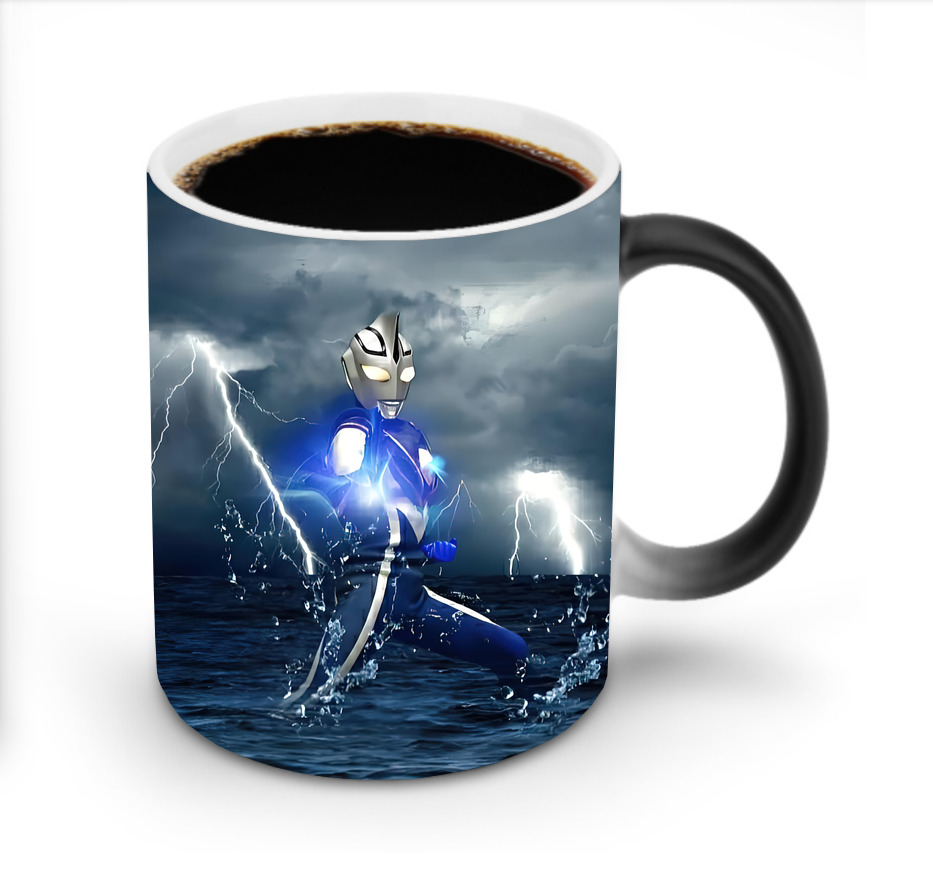 （画像用） ウルトラマン Ultraman 温度変色マグカップ
