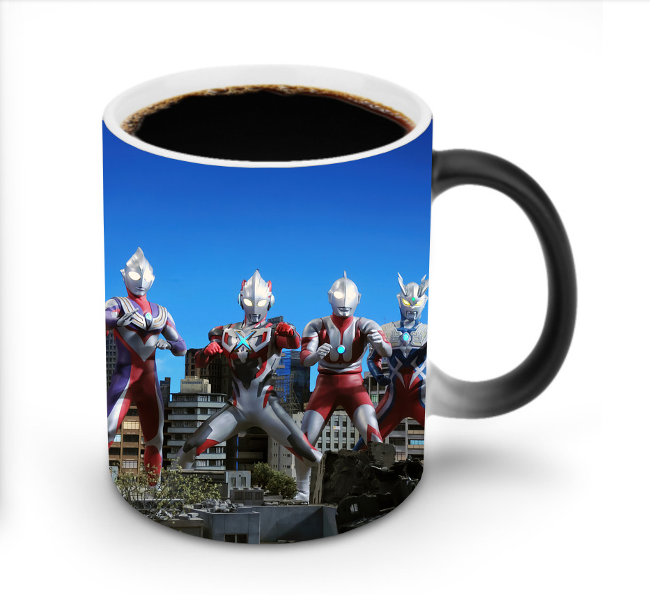 （画像用） ウルトラマン Ultraman 温度変色マグカップ