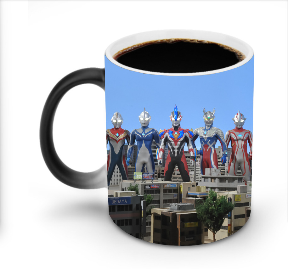（画像用） ウルトラマン Ultraman 温度変色マグカップ