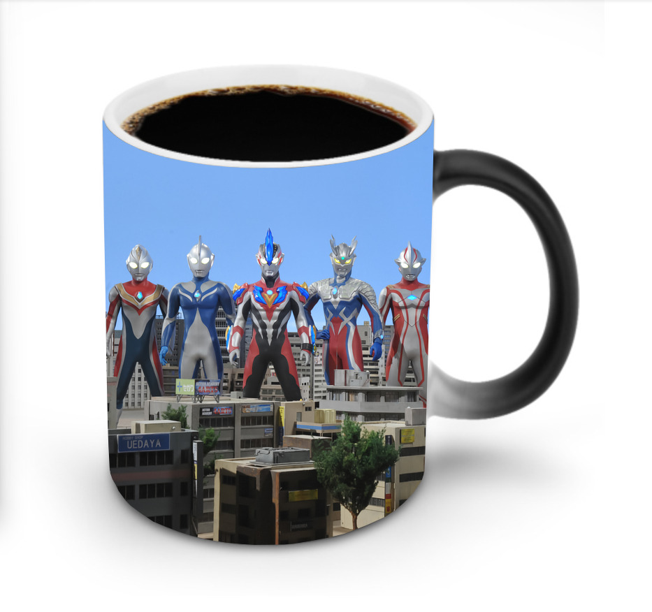 （画像用） ウルトラマン Ultraman 温度変色マグカップ