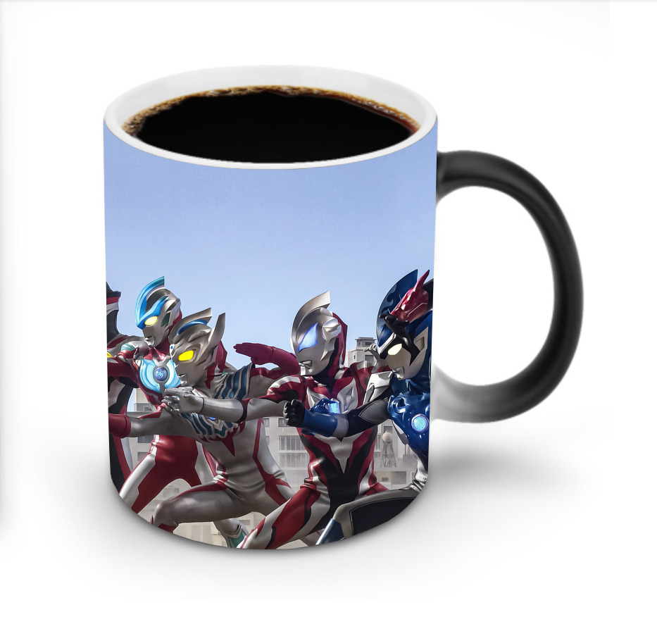 （画像用） ウルトラマン Ultraman 温度変色マグカップ