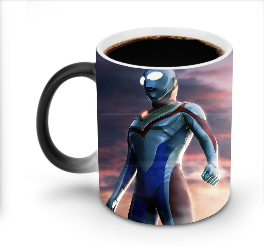 （画像用） ウルトラマン Ultraman 温度変色マグカップ