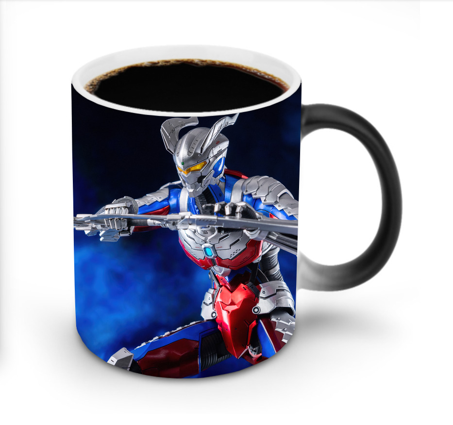 （画像用） ウルトラマン Ultraman 温度変色マグカップ