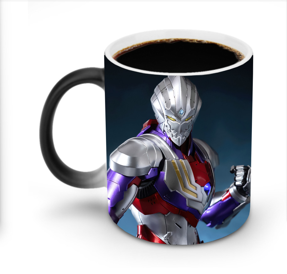 （画像用） ウルトラマン Ultraman 温度変色マグカップ