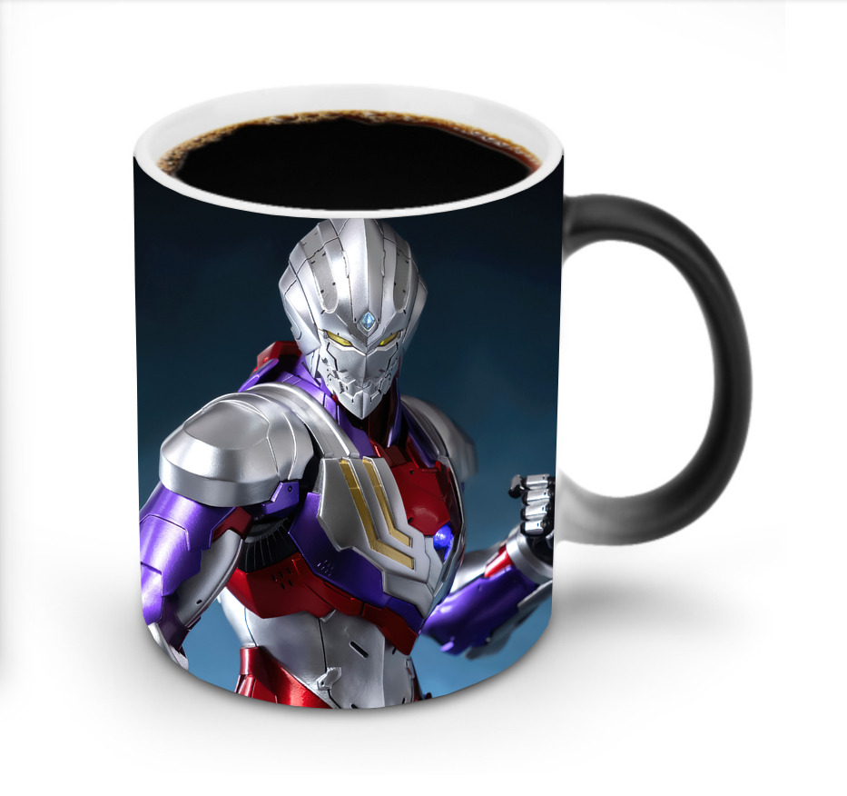 （画像用） ウルトラマン Ultraman 温度変色マグカップ