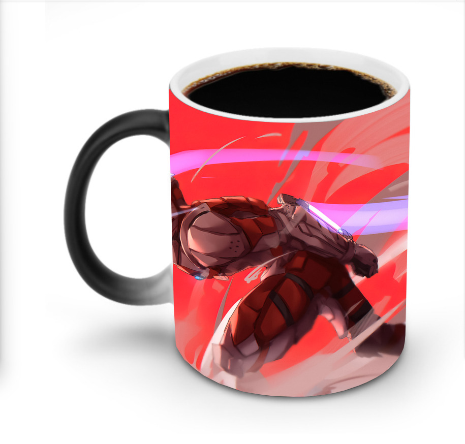 （画像用） ウルトラマン Ultraman 温度変色マグカップ