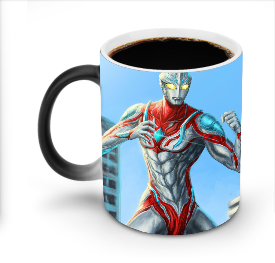 （画像用） ウルトラマン Ultraman 温度変色マグカップ