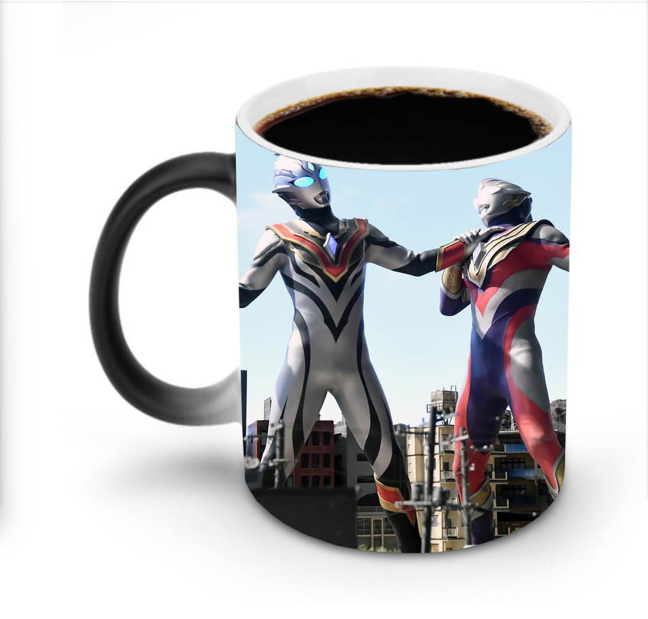 （画像用） ウルトラマン Ultraman 温度変色マグカップ