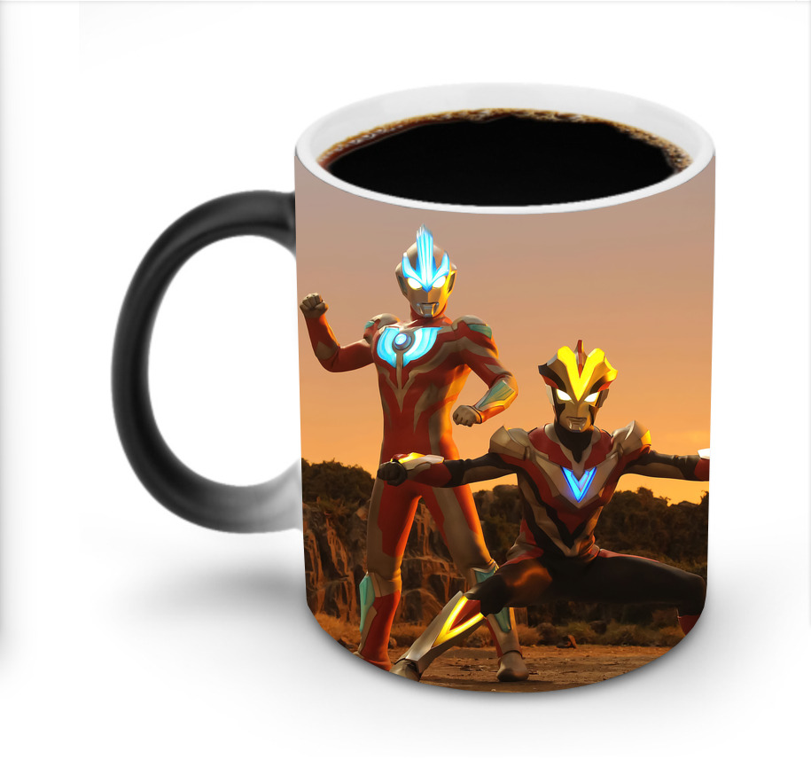 （画像用） ウルトラマン Ultraman 温度変色マグカップ