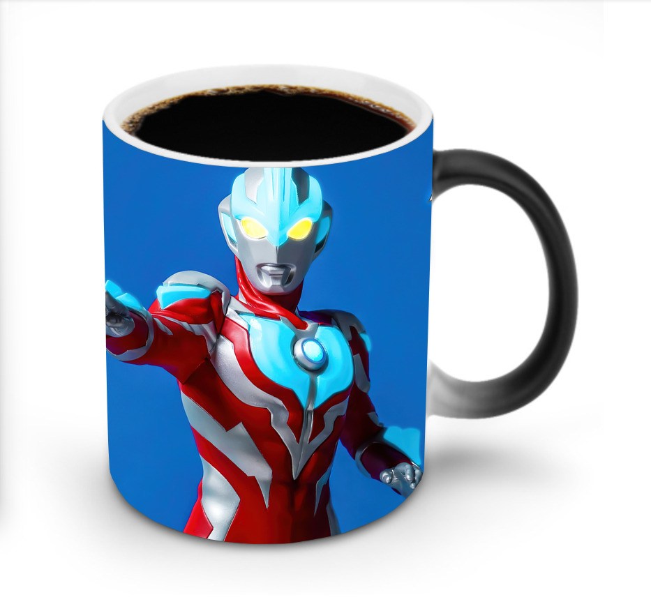 （画像用） ウルトラマン Ultraman 温度変色マグカップ