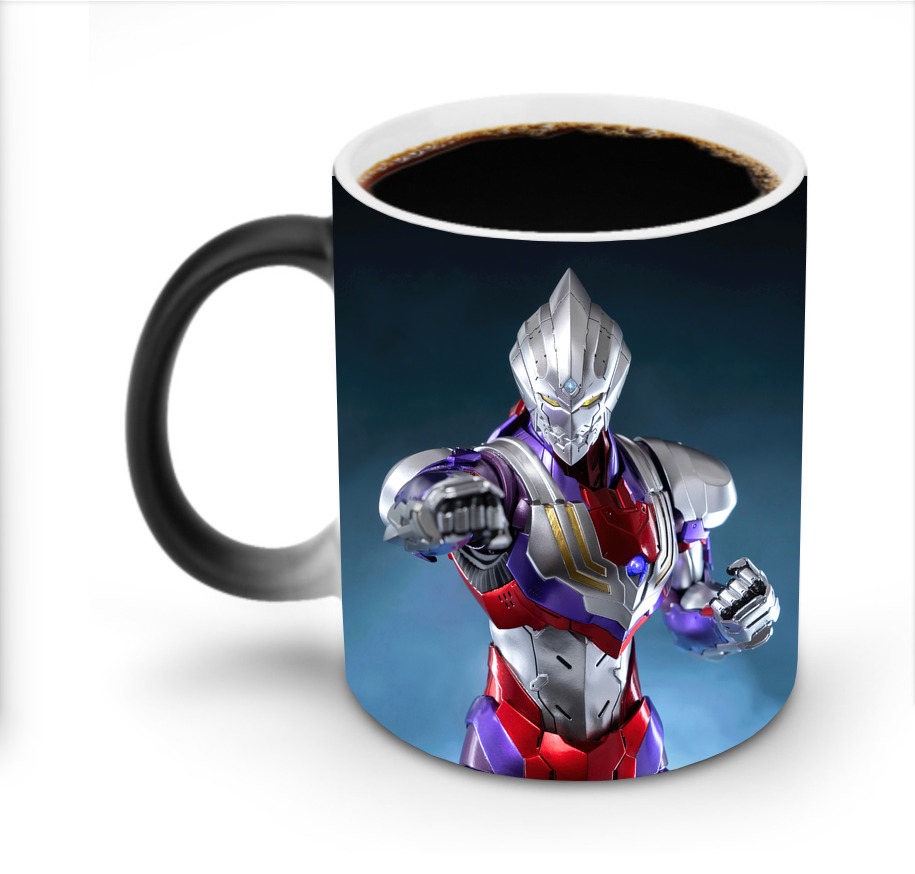 （画像用） ウルトラマン Ultraman 温度変色マグカップ