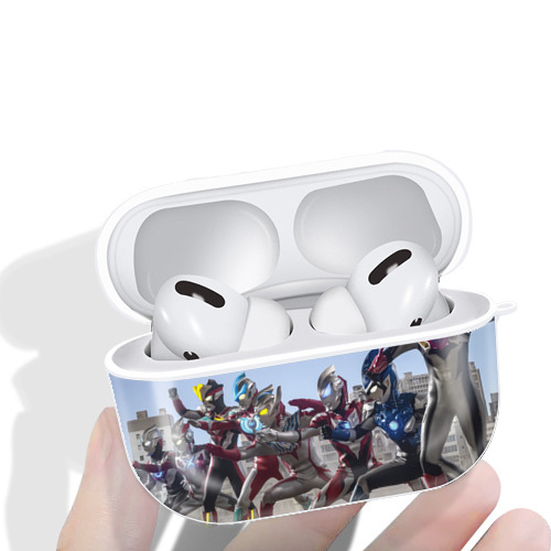 ウルトラマン Ultraman 【AirPods Pro用】ハードシェル保護ケース 耐衝撃・防指紋・カラビナ付き商品仕様