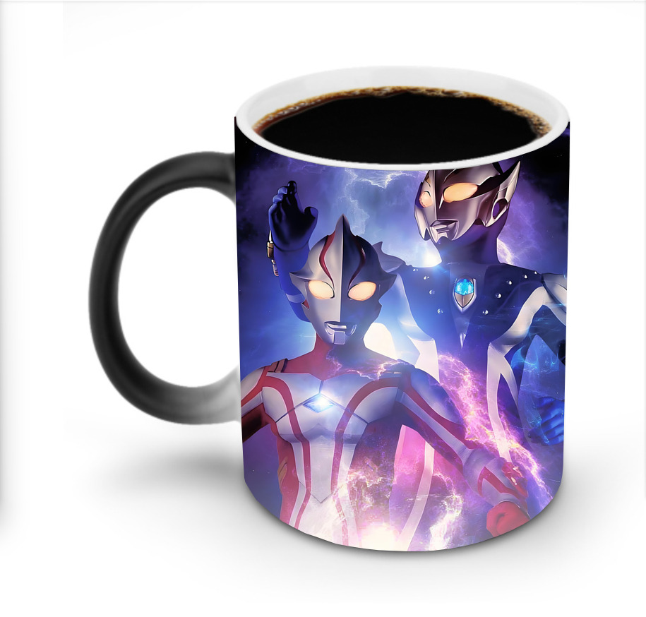 （画像用） ウルトラマン Ultraman 温度変色マグカップ