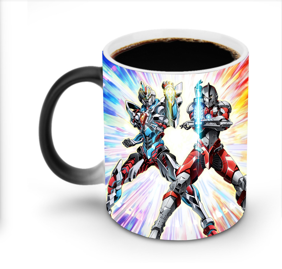 （画像用） ウルトラマン Ultraman 温度変色マグカップ