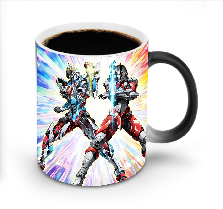 （画像用） ウルトラマン Ultraman 温度変色マグカップ
