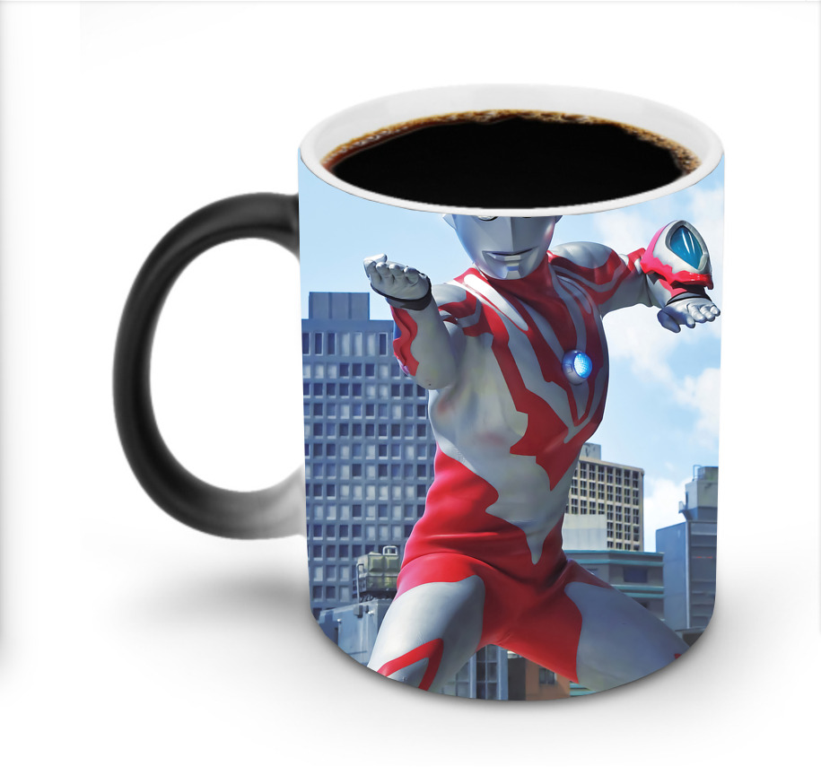（画像用） ウルトラマン Ultraman 温度変色マグカップ
