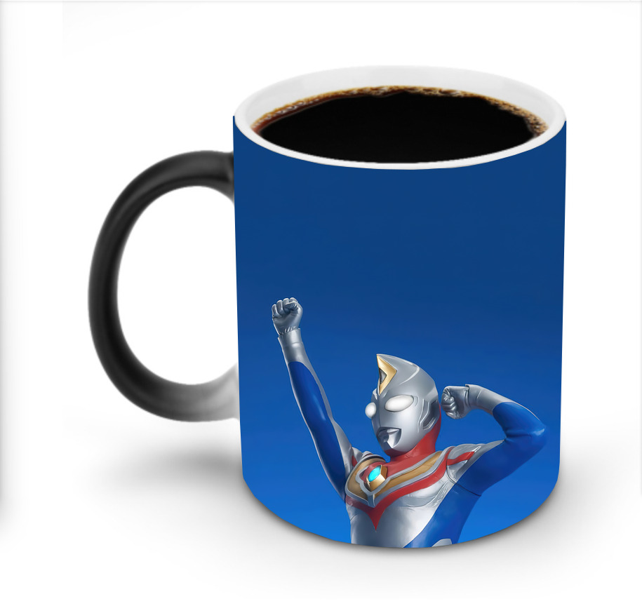 （画像用） ウルトラマン Ultraman 温度変色マグカップ