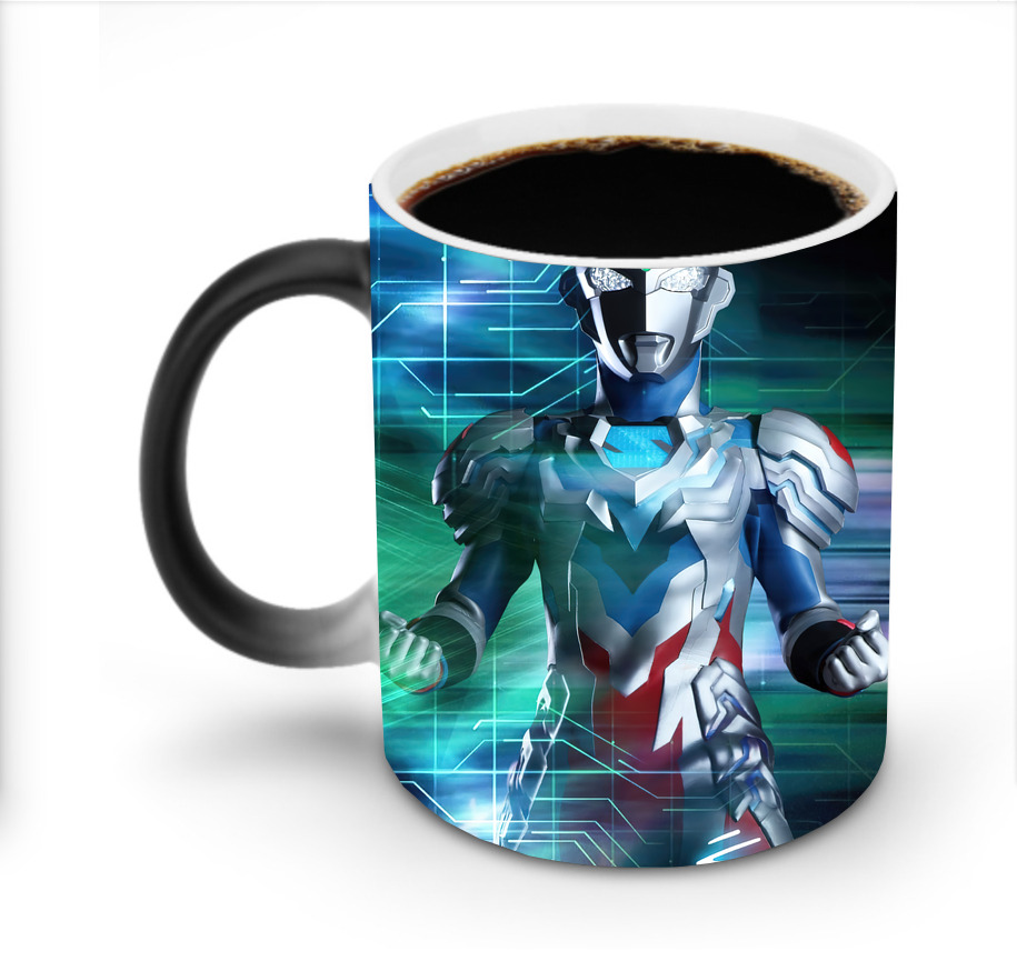 （画像用） ウルトラマン Ultraman 温度変色マグカップ