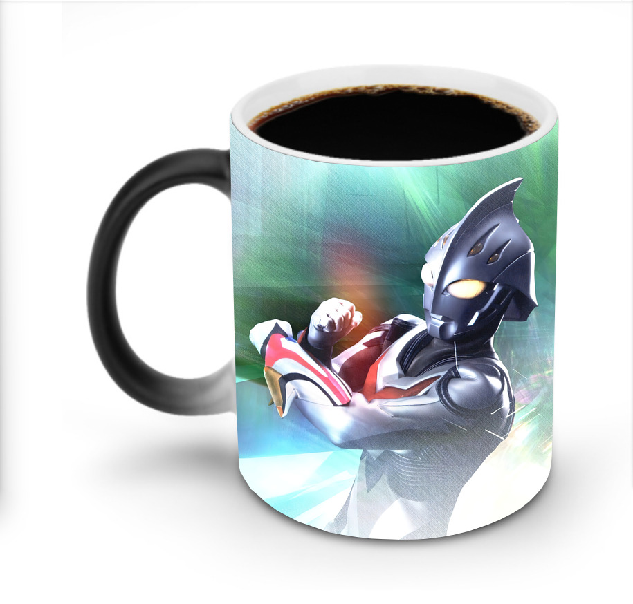 （画像用） ウルトラマン Ultraman 温度変色マグカップ