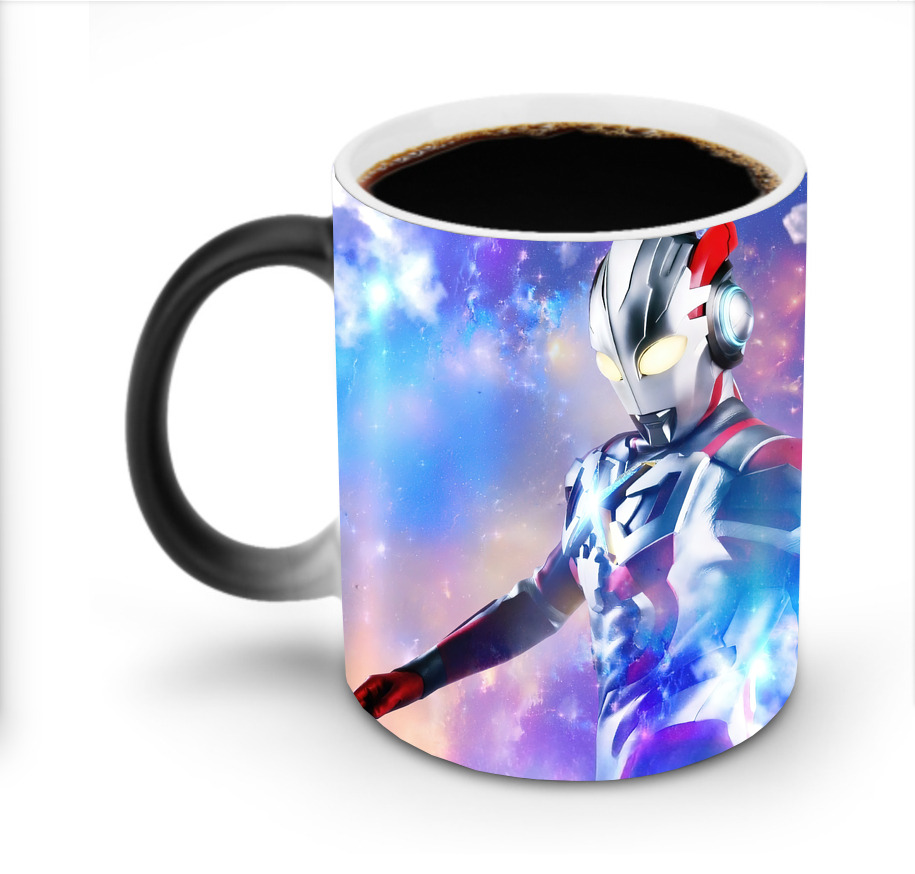 （画像用） ウルトラマン Ultraman 温度変色マグカップ
