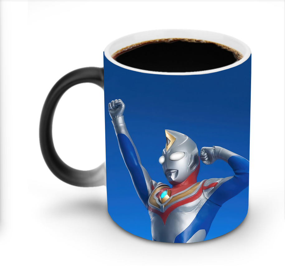 （画像用） ウルトラマン Ultraman 温度変色マグカップ