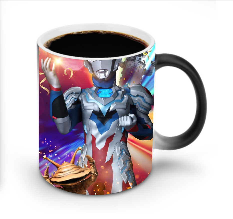 （画像用） ウルトラマン Ultraman 温度変色マグカップ