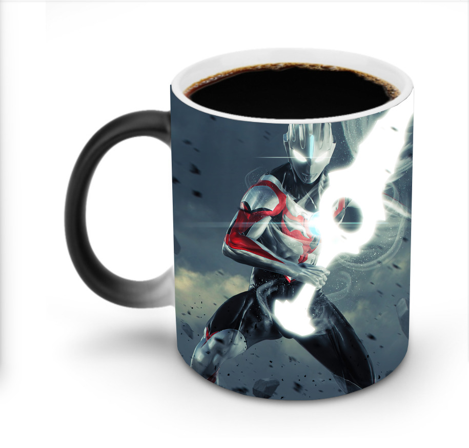 （画像用） ウルトラマン Ultraman 温度変色マグカップ