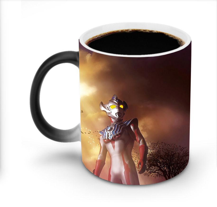 （画像用） ウルトラマン Ultraman 温度変色マグカップ