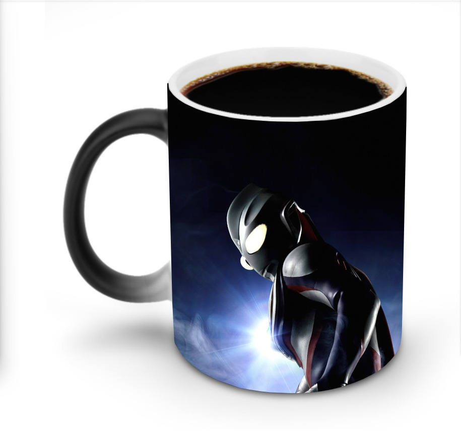 （画像用） ウルトラマン Ultraman 温度変色マグカップ