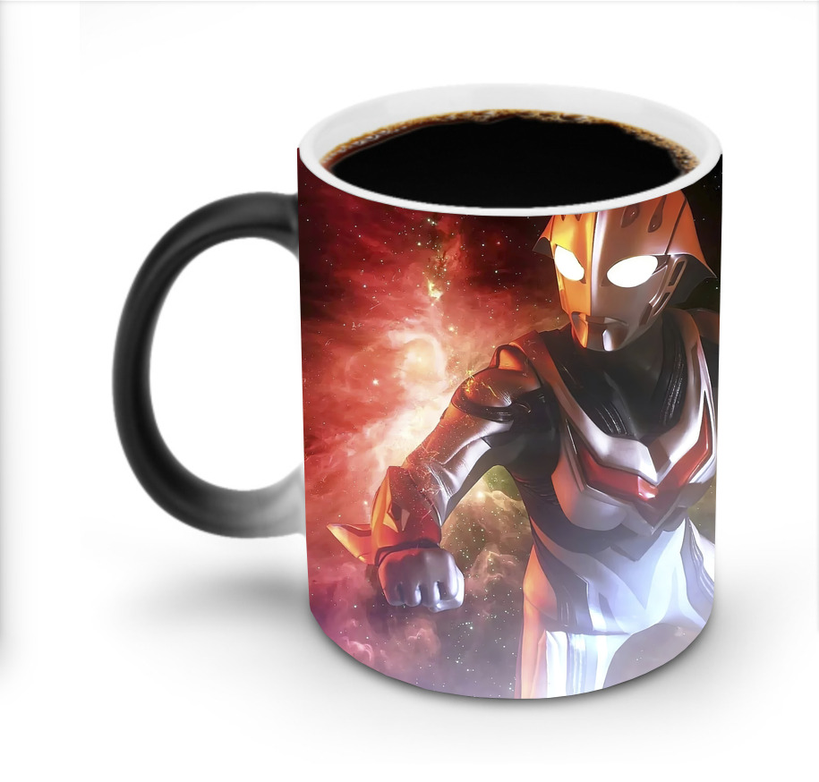 （画像用） ウルトラマン Ultraman 温度変色マグカップ