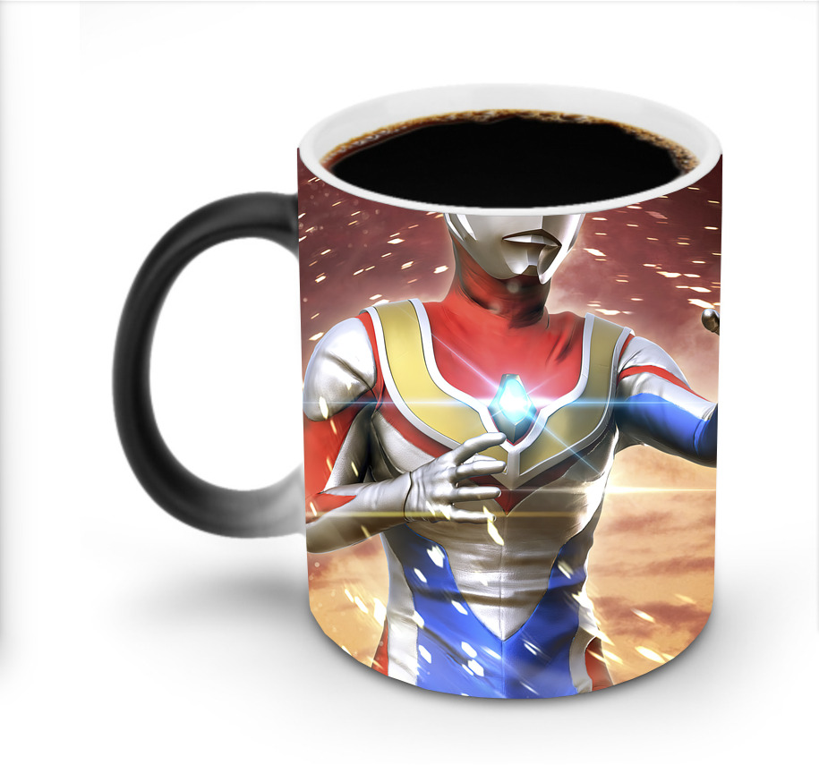 （画像用） ウルトラマン Ultraman 温度変色マグカップ
