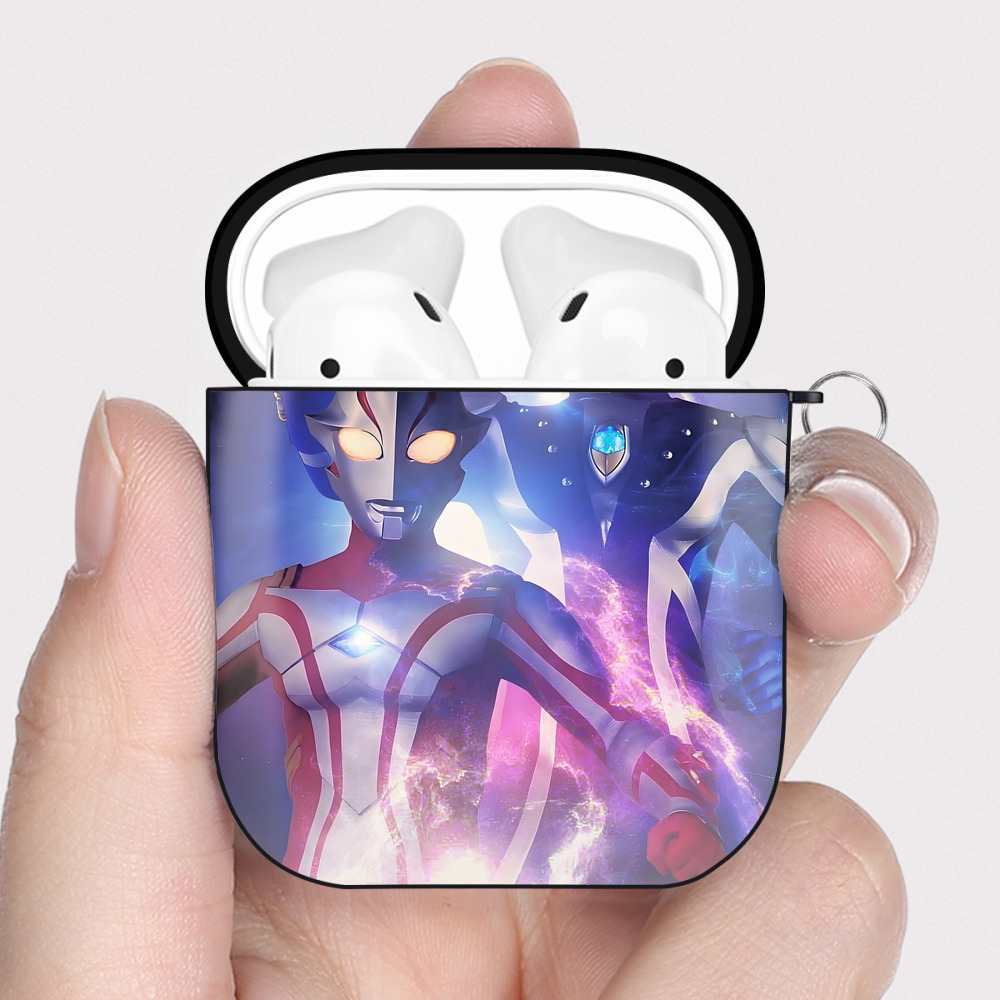 （画像用） ウルトラマン Ultraman AirPods 第2世代保護ケース ハードシェル ブラック 耐衝撃・防指紋・カラビナ付き