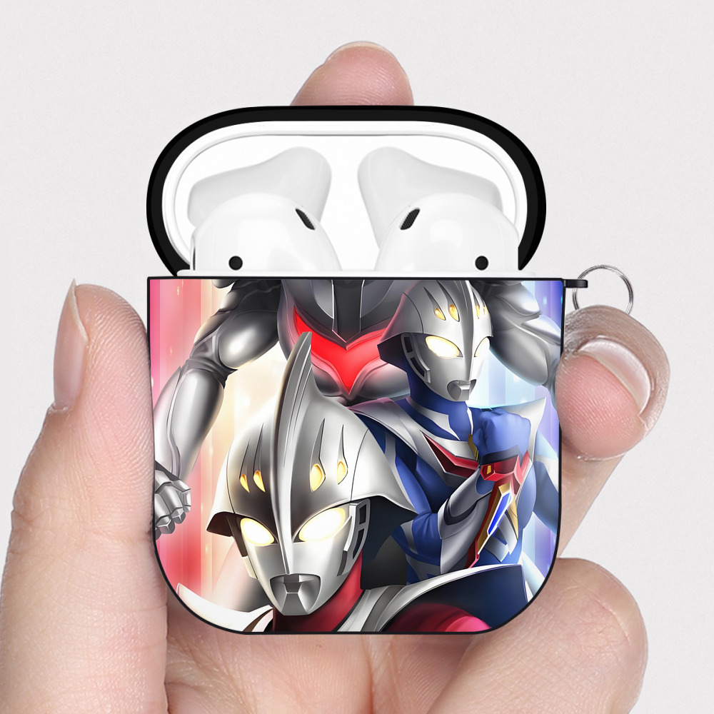 （画像用） ウルトラマン Ultraman AirPods 第2世代保護ケース ハードシェル ブラック 耐衝撃・防指紋・カラビナ付き