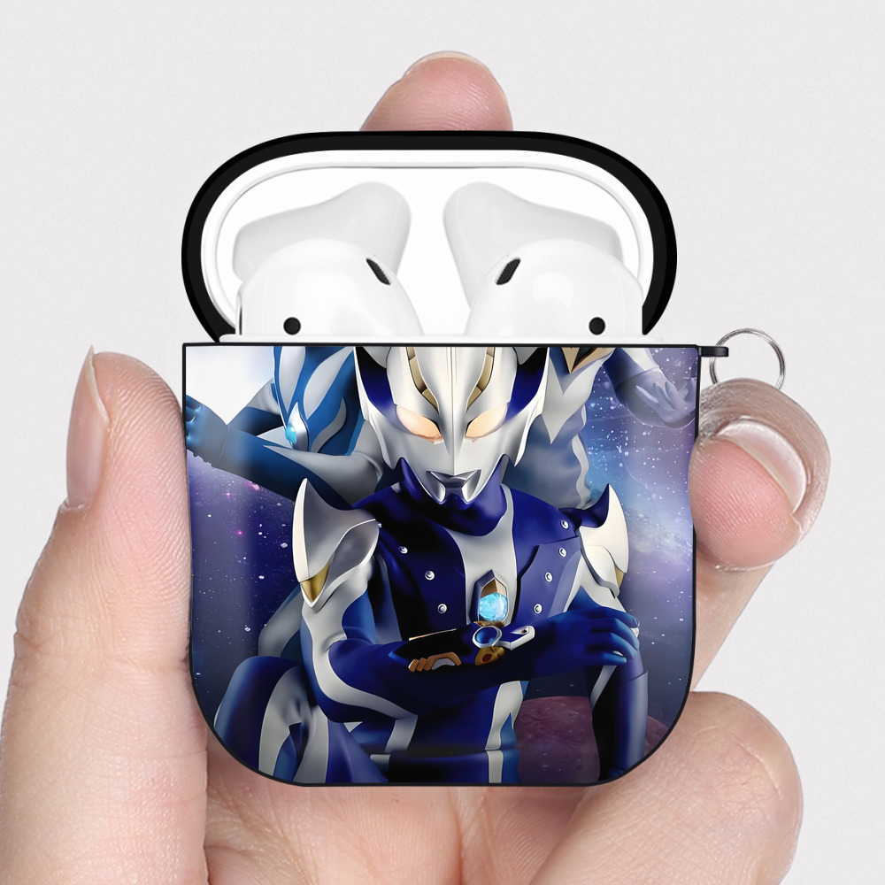 （画像用） ウルトラマン Ultraman AirPods 第2世代保護ケース ハードシェル ブラック 耐衝撃・防指紋・カラビナ付き