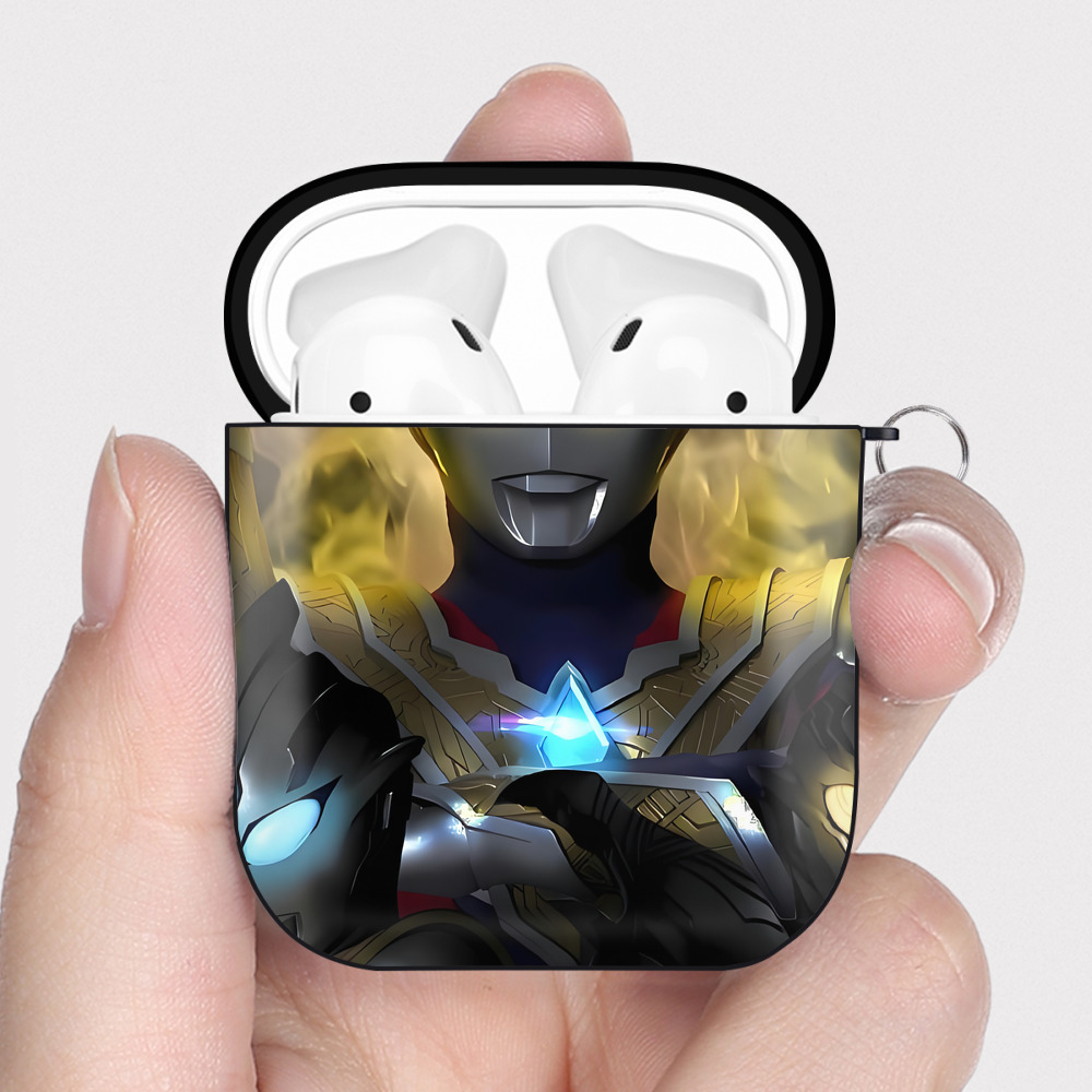 （画像用） ウルトラマン Ultraman AirPods 第2世代保護ケース ハードシェル ブラック 耐衝撃・防指紋・カラビナ付き