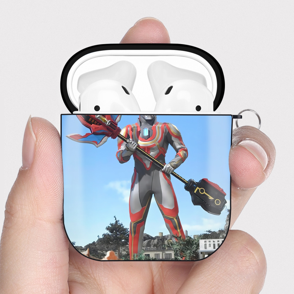 （画像用） ウルトラマン Ultraman AirPods 第2世代保護ケース ハードシェル ブラック 耐衝撃・防指紋・カラビナ付き