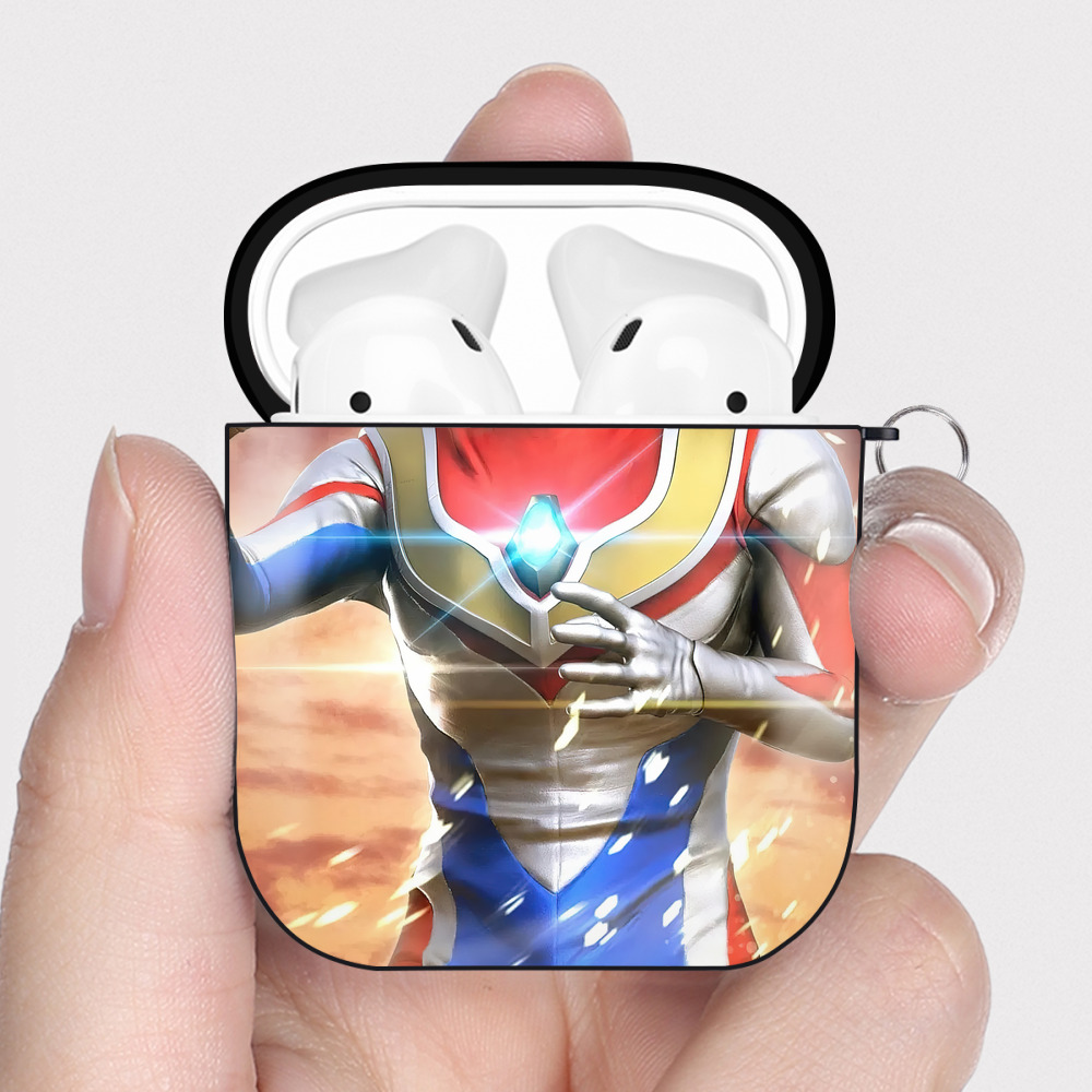 （画像用） ウルトラマン Ultraman AirPods 第2世代保護ケース ハードシェル ブラック 耐衝撃・防指紋・カラビナ付き