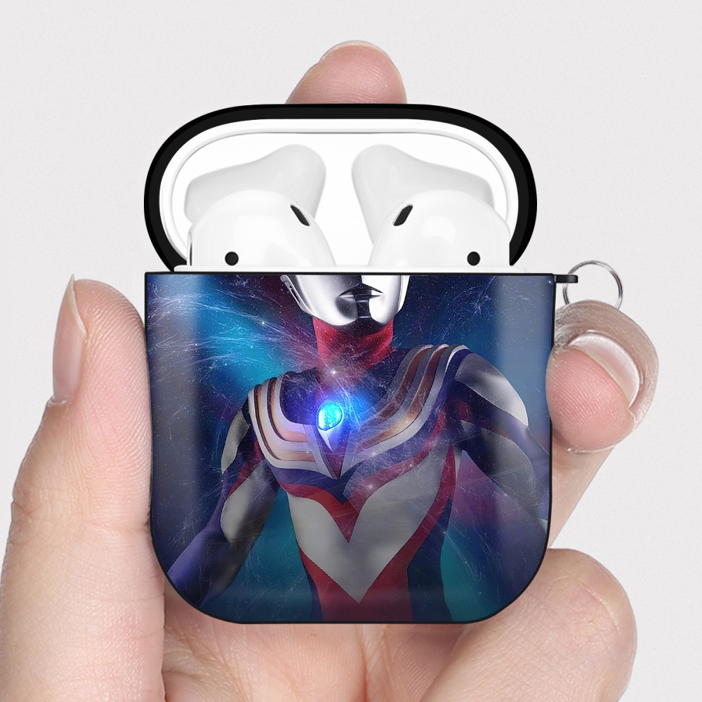 （画像用） ウルトラマン Ultraman AirPods 第2世代保護ケース ハードシェル ブラック 耐衝撃・防指紋・カラビナ付き
