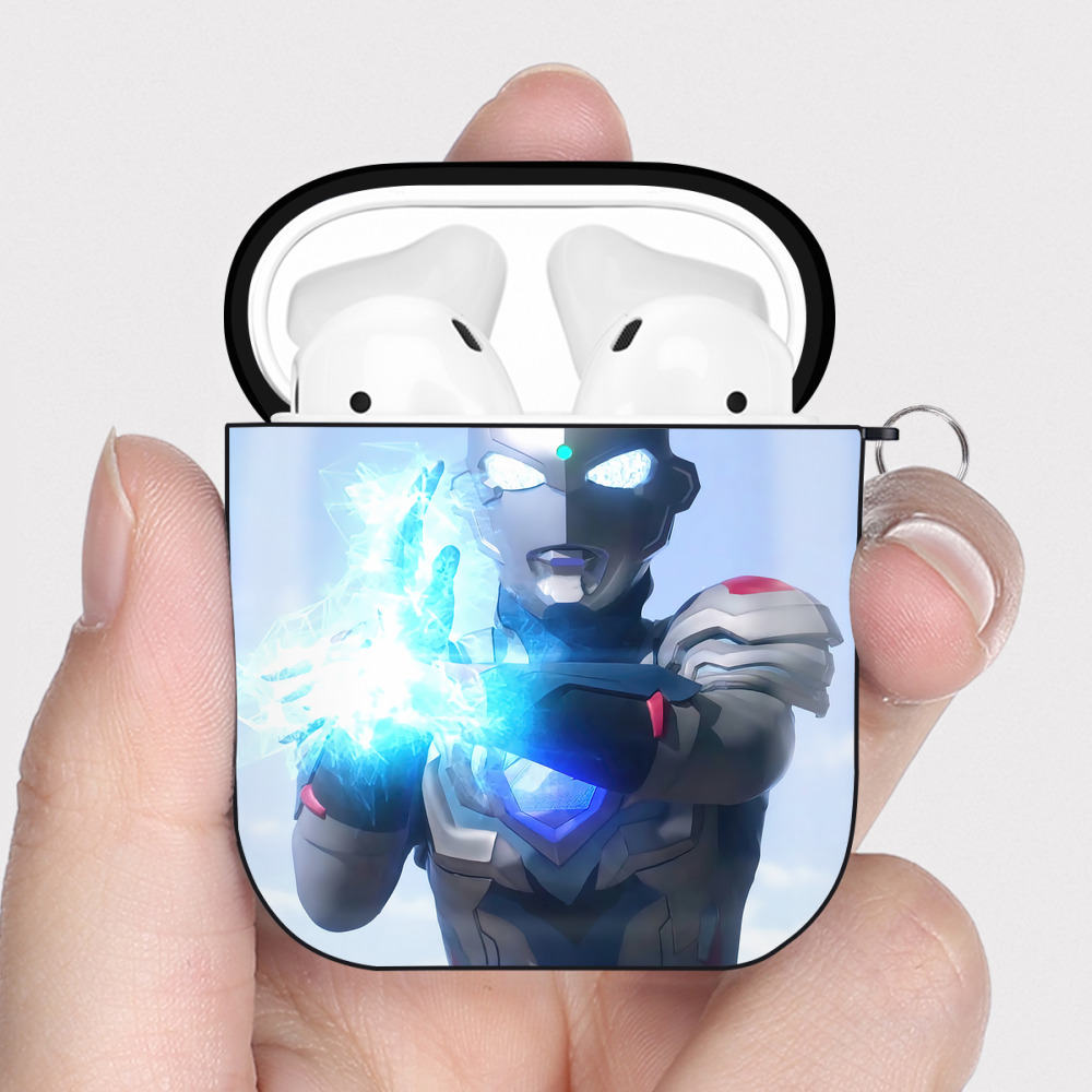 （画像用） ウルトラマン Ultraman AirPods 第2世代保護ケース ハードシェル ブラック 耐衝撃・防指紋・カラビナ付き