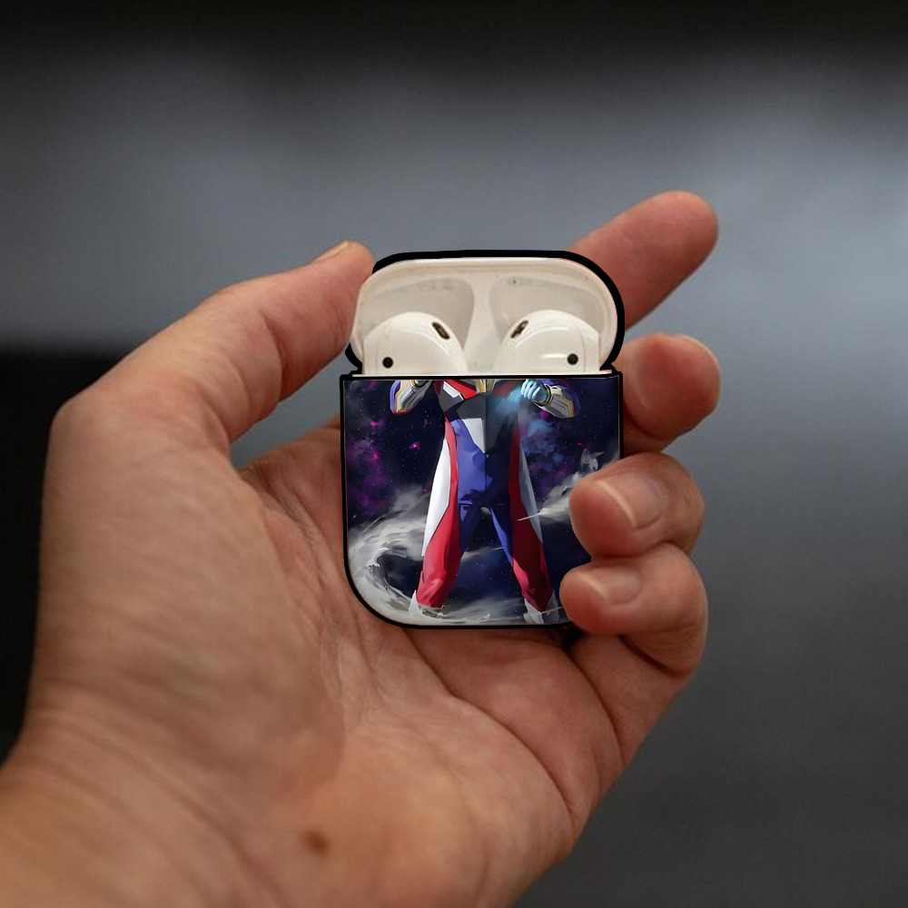 ウルトラマン Ultraman AirPods 第2世代保護ケース ハードシェル ブラック 耐衝撃・防指紋・カラビナ付き