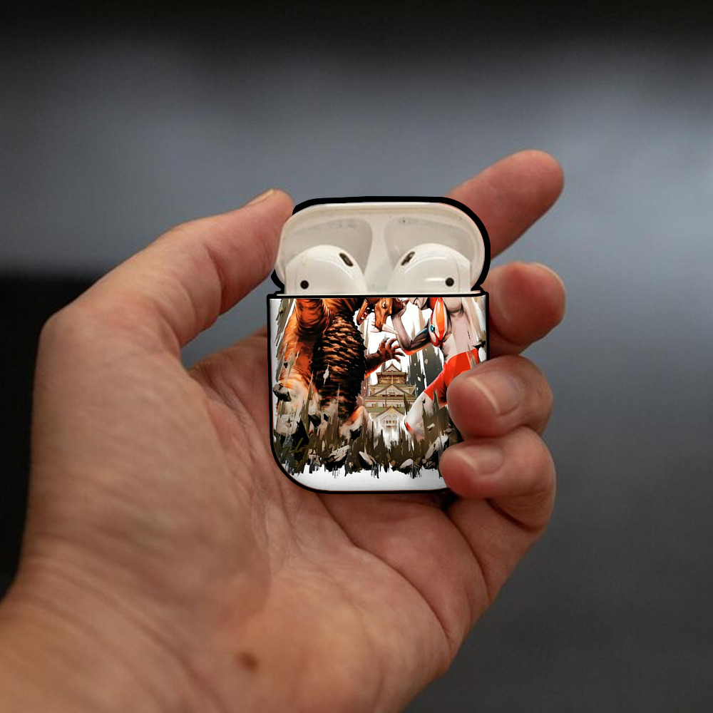 ウルトラマン Ultraman AirPods 第2世代保護ケース ハードシェル ブラック 耐衝撃・防指紋・カラビナ付き